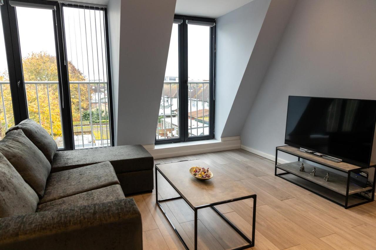 Cosy Flats Near Heathrow, Group Bookings Available With Parking Space Hounslow Exterior foto